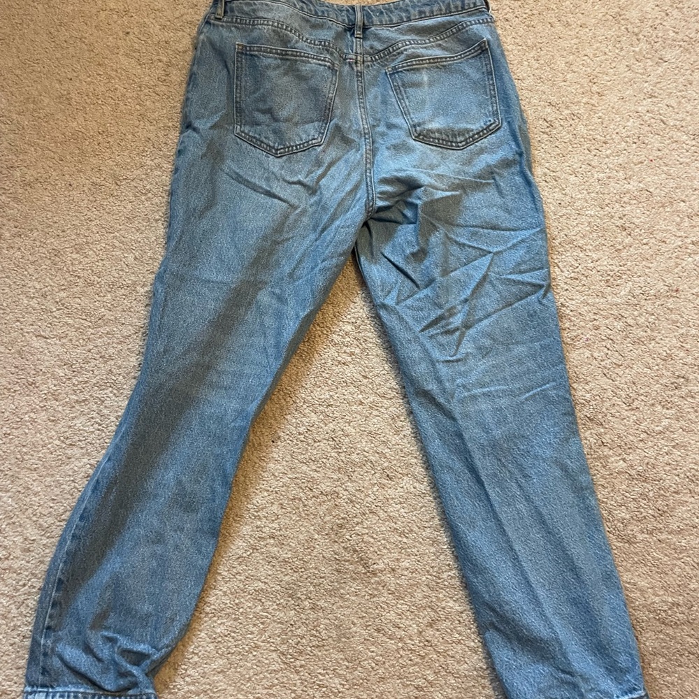 Pacsun Mom Jean size 28 Jeans